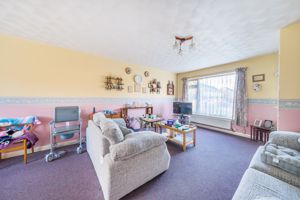 Sitting Room- click for photo gallery